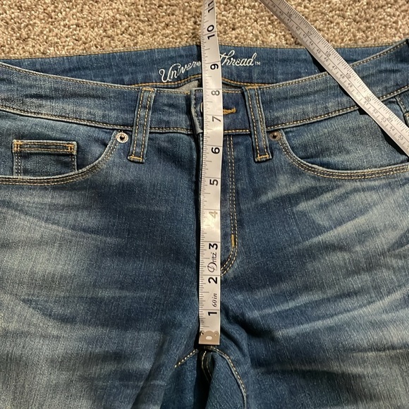 NWOT Universal Thread mid-rise skinny bootcut distressed jeans - Picture 12 of 13